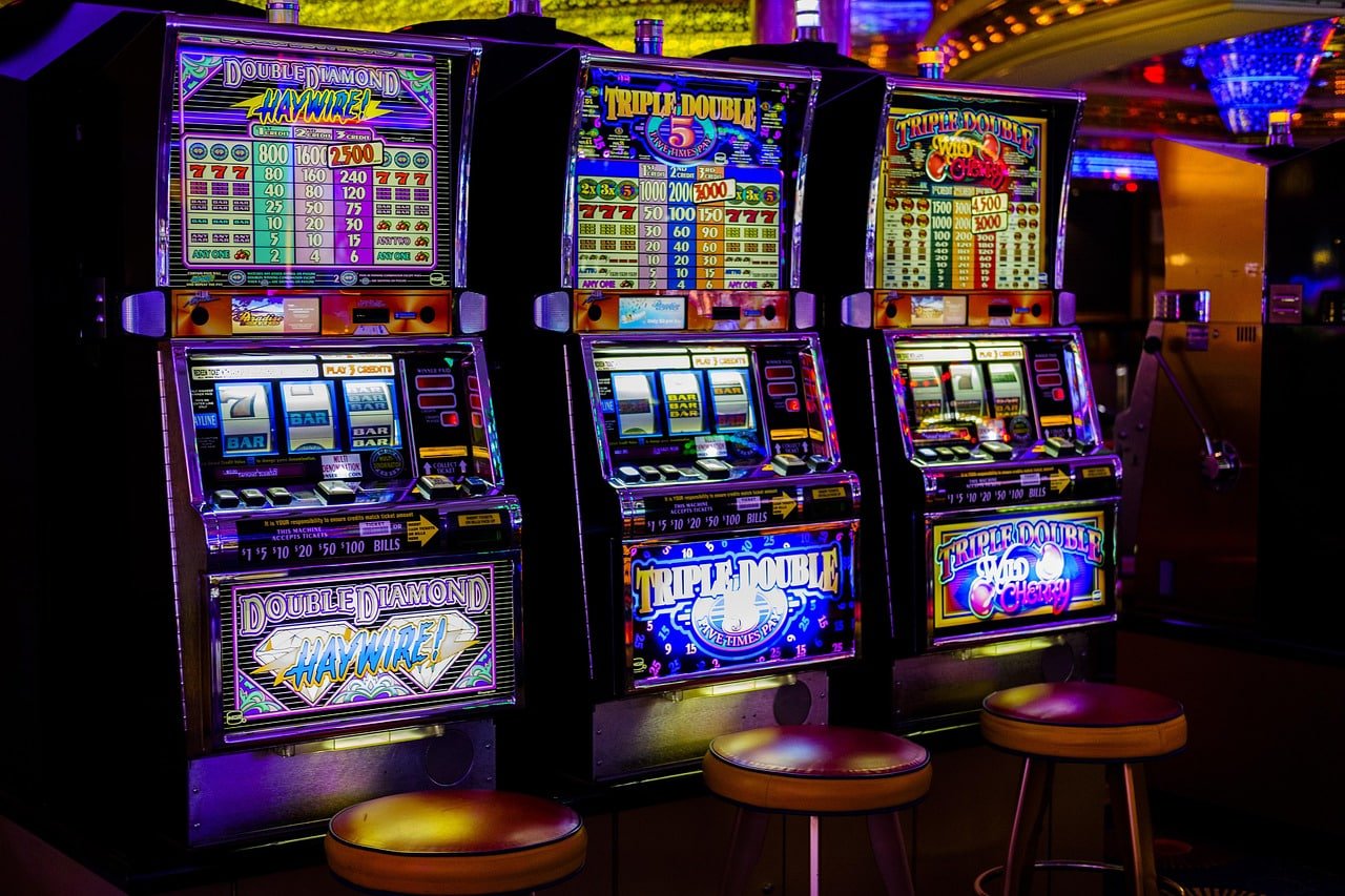 spins VIP Slots Esports Football Myanmar MMK Cashback